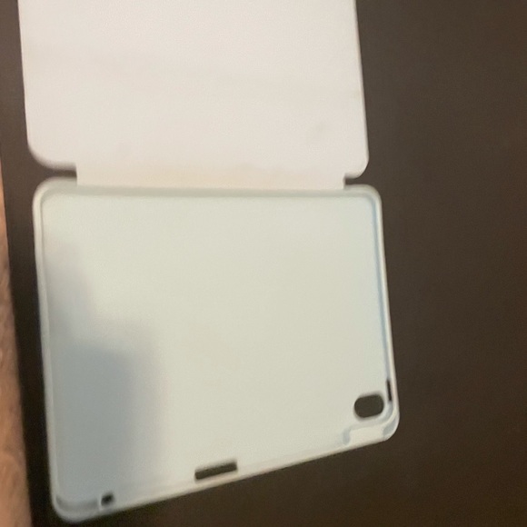 2020 ipad Air 10.2 case - Picture 2 of 3
